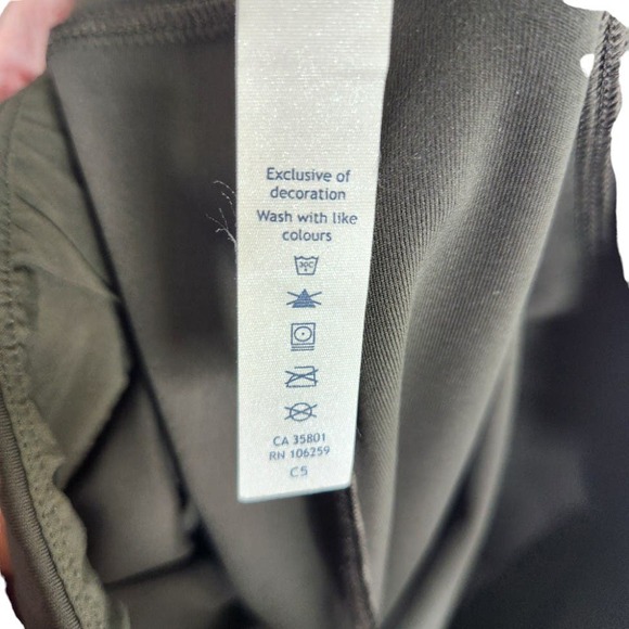 Lululemon On The Fly Pant Luxtreme Dark Olive Womens 12 - Picture 7 of 8